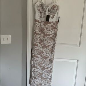 JLUXLABEL Cream and Tan Bodycon Dress Sweetheart Neckline